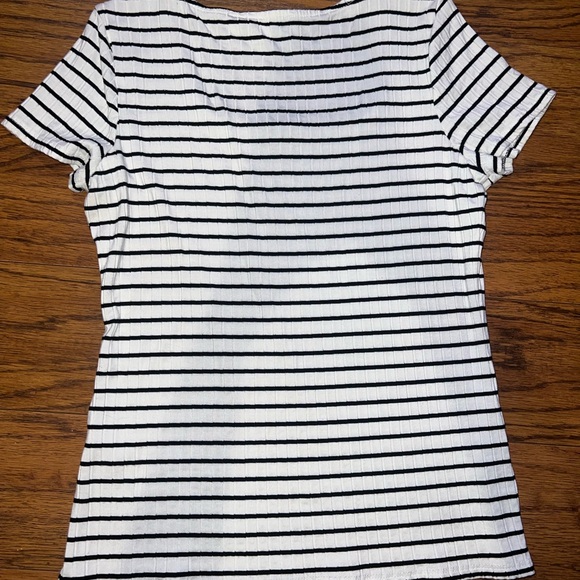 Cyrus Essentials Ribbed Striped Baby Tee - Picture 3 of 3